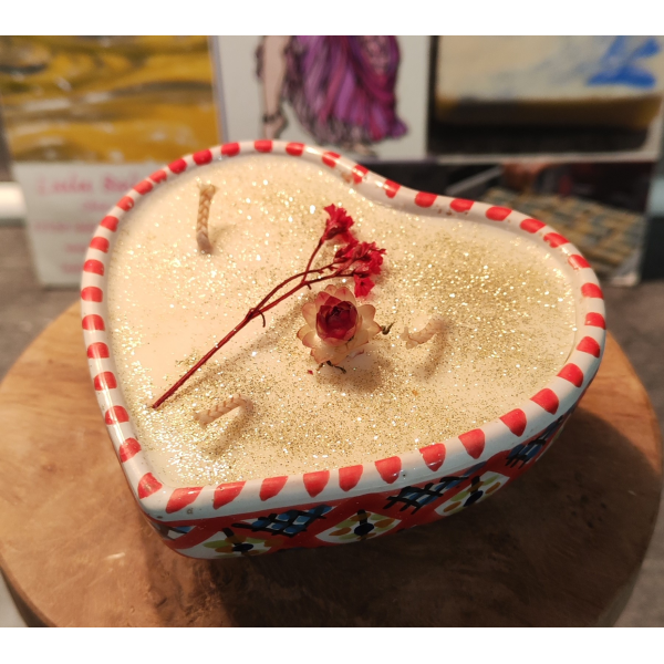 bougie en forme de coeur